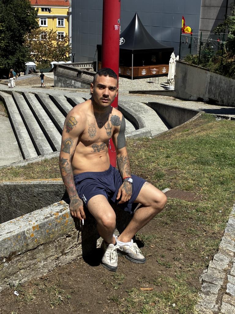 Chico busca chica en La Coruña: 