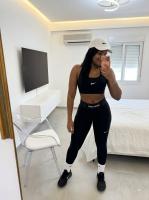 641049358: Chica busca chico en Madrid