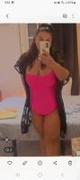 674564045: Chica busca chico en Sevilla