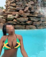 631907151: Chica busca chico en Barcelona