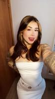 642369362: Chica busca chico en Barcelona
