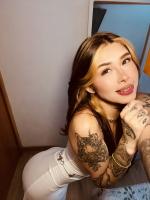 642369362: Chica busca chico en Barcelona