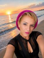613826961: Chica busca chico en Barcelona