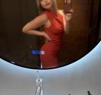 690716880: Chica busca chico en Gerona
