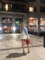 607302903: Chica busca chico en La Coruña