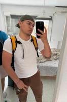 695091078: Chico busca chica en Pontevedra