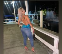 674138220: Chica busca chico en Barcelona