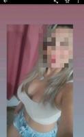 643440676: Chica busca chico en La Coruña