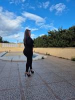 745026090: Chica busca chico en Málaga