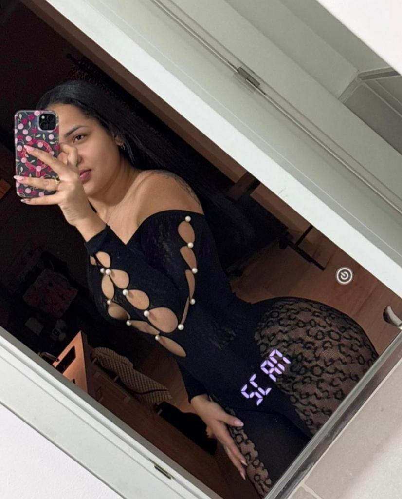 Chica busca chico en Huelva: 
