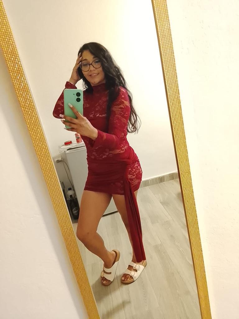 Chica busca chico en Murcia: 