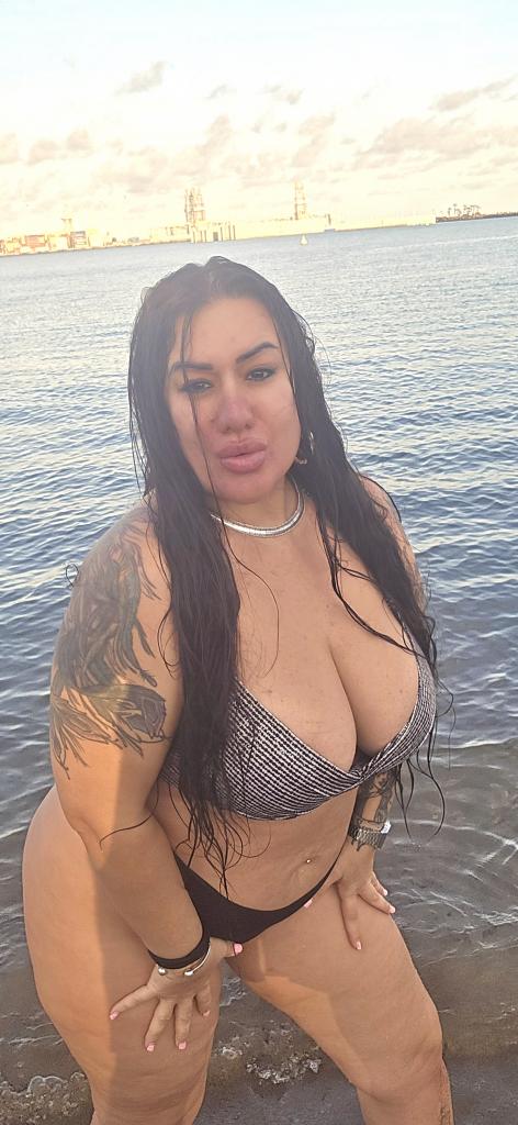 692396855: Chica busca chico en Las Palmas