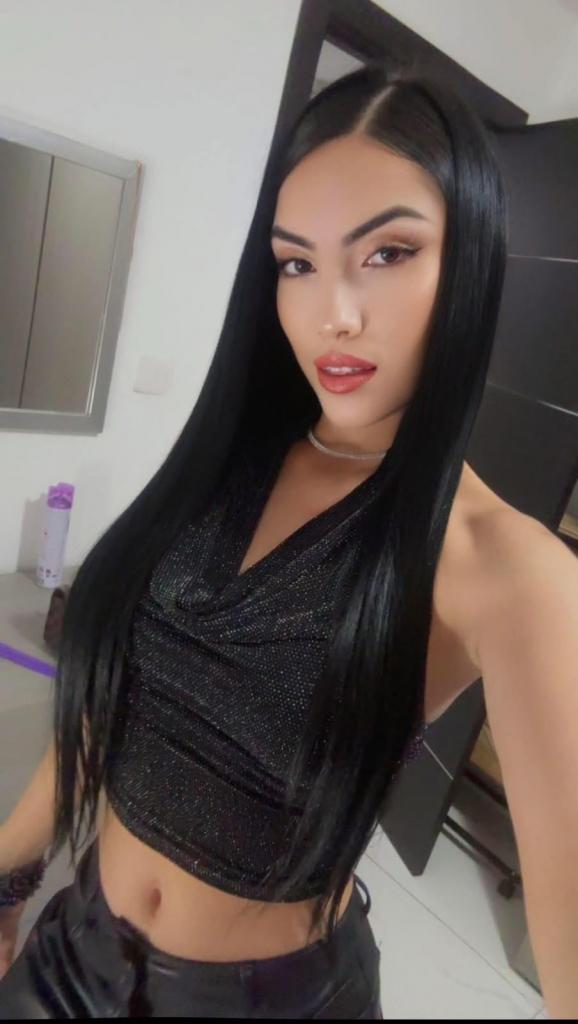 661152103: Chica busca chico en Valencia