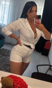 Chica busca chico en Cádiz: 