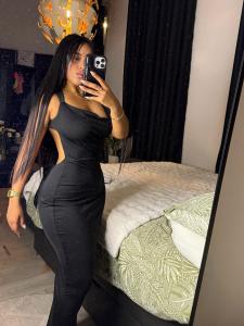 Chica busca chico en Granada: 