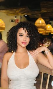 696227760: Chica busca chico en Ibiza