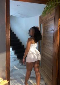 613214464: Chica busca chico en Cádiz