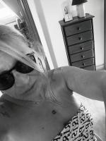 645179853: Chica busca chico en Pontevedra