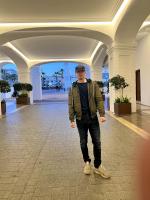 692063929: Chica busca chico en Málaga