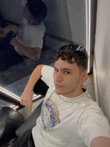 Chico busca chica en Madrid: 