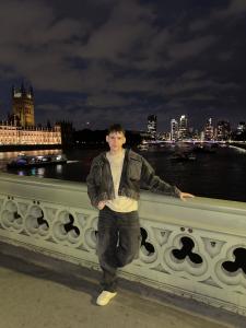 Chico busca chica en Madrid: 