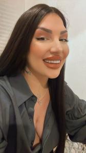 Chica busca chico en Cádiz: 