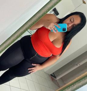 Chica busca chico en Murcia: 