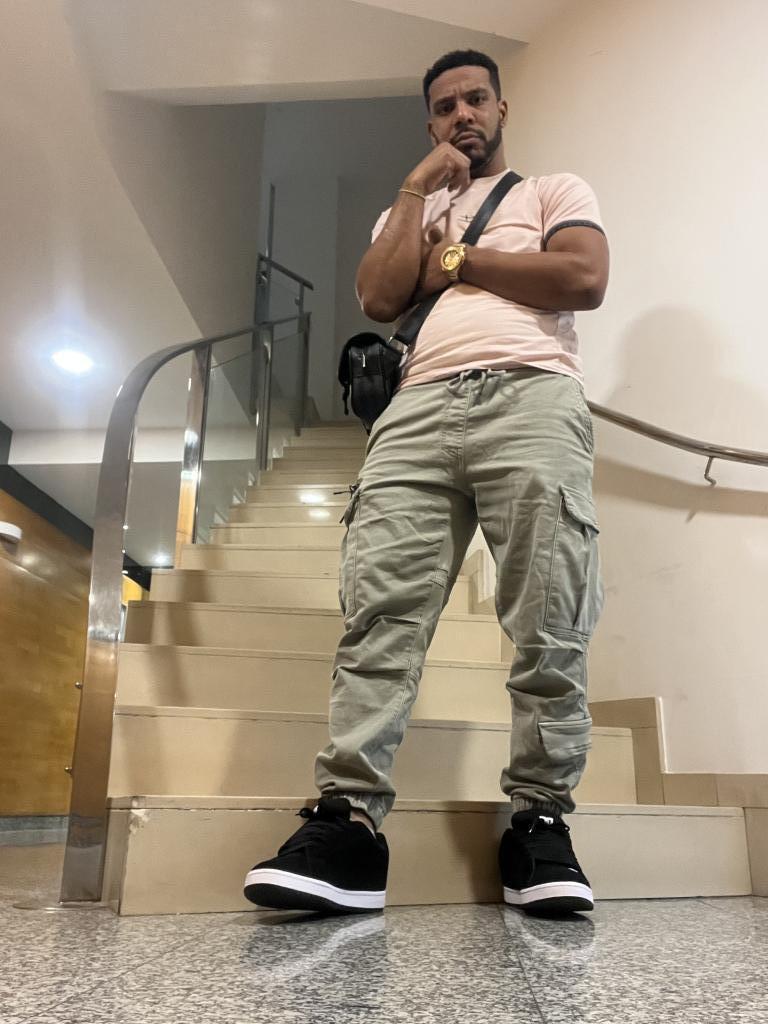 Chico busca chica en Barcelona: 