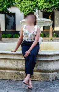 Chica busca chico en Sevilla: Chica busca chico