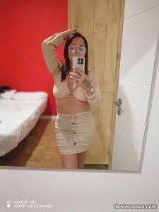 Chica busca chico en Granada: 