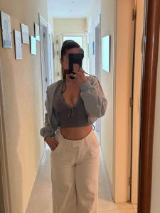 Chica busca chico en Cádiz: 