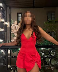 617383911: Chica busca chico en Lugo
