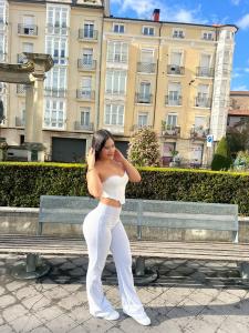 647643336: Chica busca chico en Álava