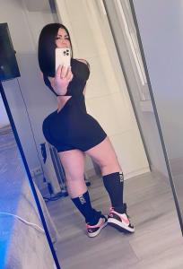 663470124: Chica busca chico en Orense