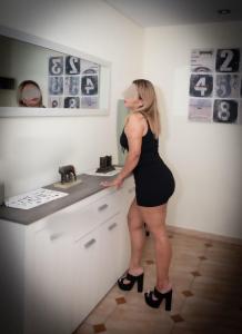 641922459: Chica busca chico en Valencia