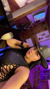 655786823: Chica busca chico en Alicante