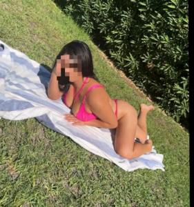 697624169: Chica busca chico en Málaga