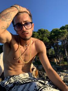 Chico busca chica en Mallorca: 