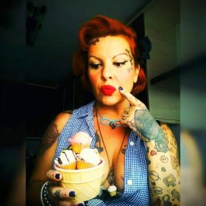 681922279: Chica busca chico en Granada