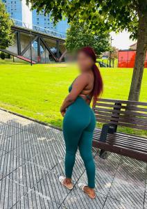 Chica busca chico en Asturias: 