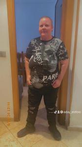 604932498: Chico busca chica en Madrid