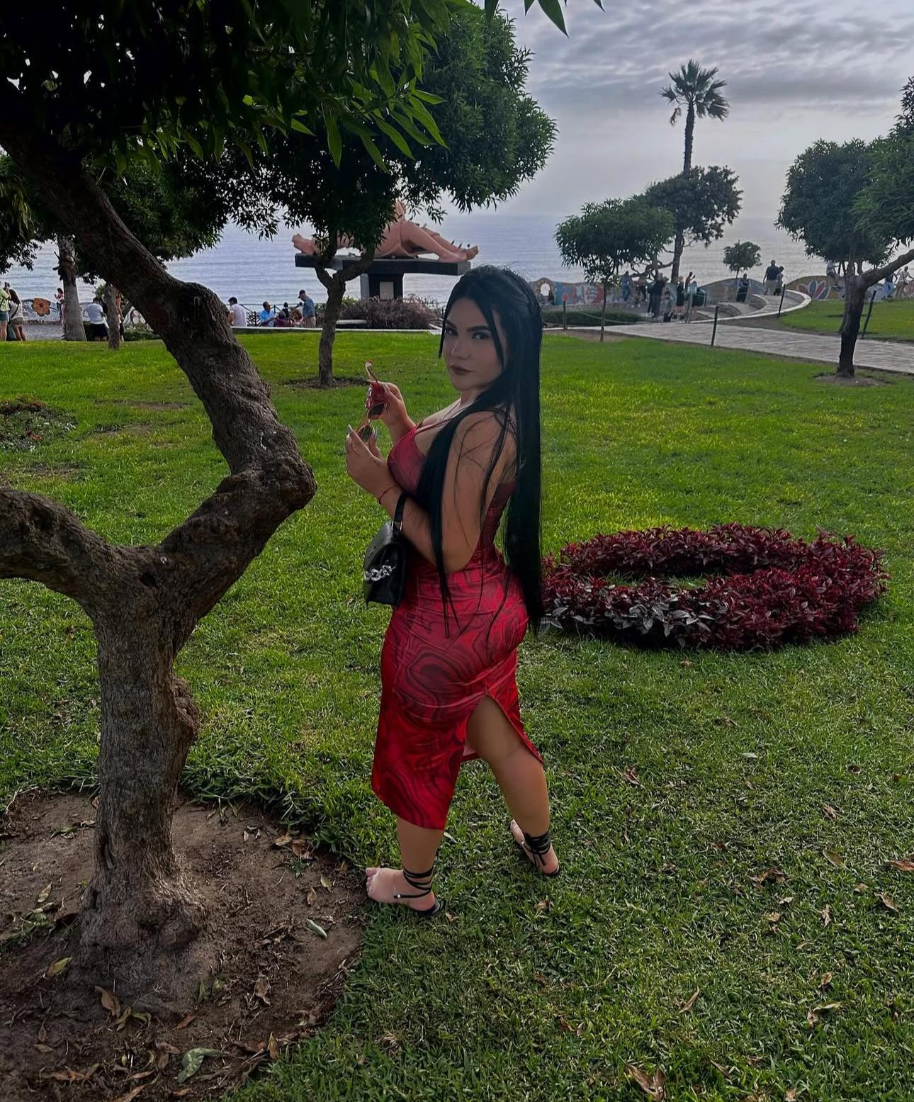 Chica busca chico en Tenerife: 