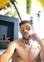 613218116: Chico busca chica en Sevilla