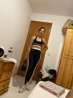 614752385: Chica busca chico en Tarragona