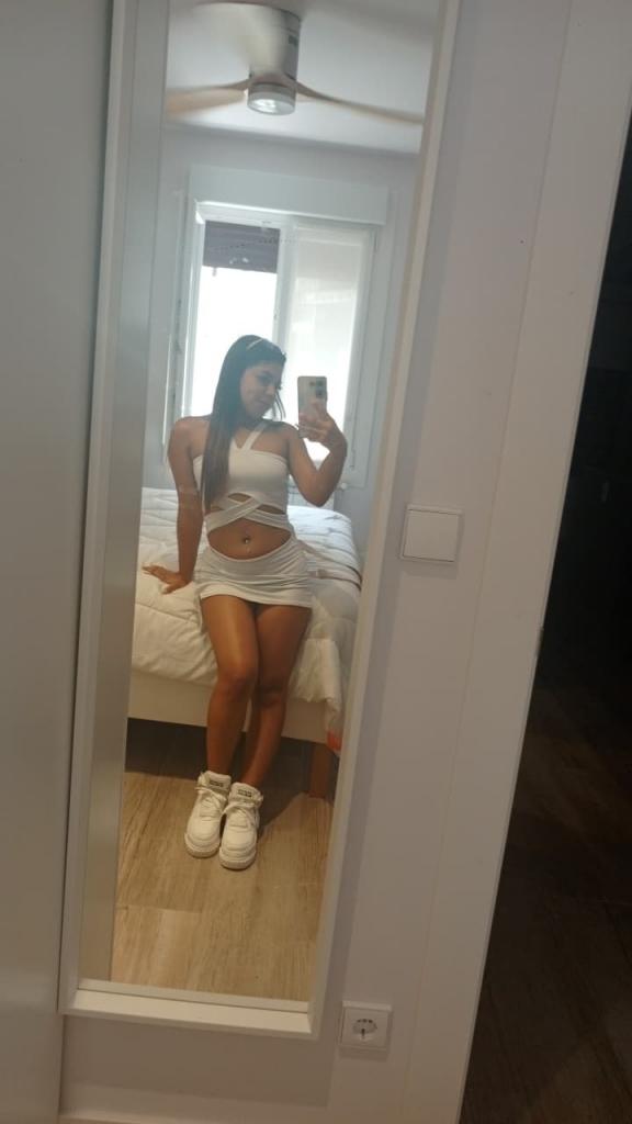 Chica busca chico en Tenerife: 