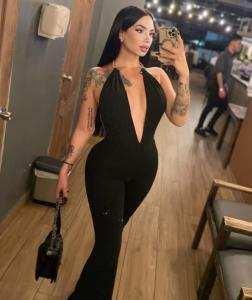 697212640: Travesti en Barcelona