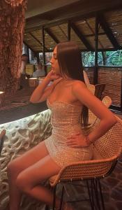 Chica busca chico en Granada: 
