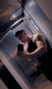 722425372: Chico busca chica en Murcia