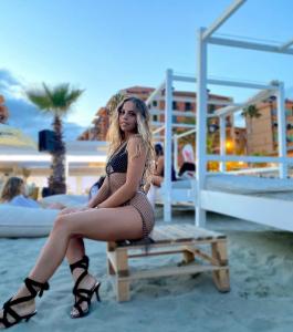 Chica busca chico en Alicante: 