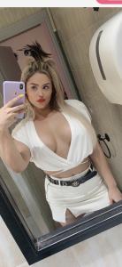 Chica busca chico en Ibiza: 